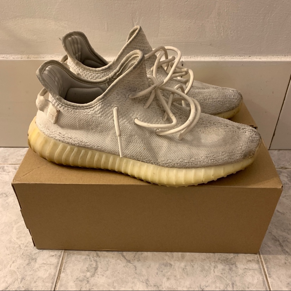 Yeezy 350 Cream/Triple White Sneakers Size 10.5M - Picture 9 of 10